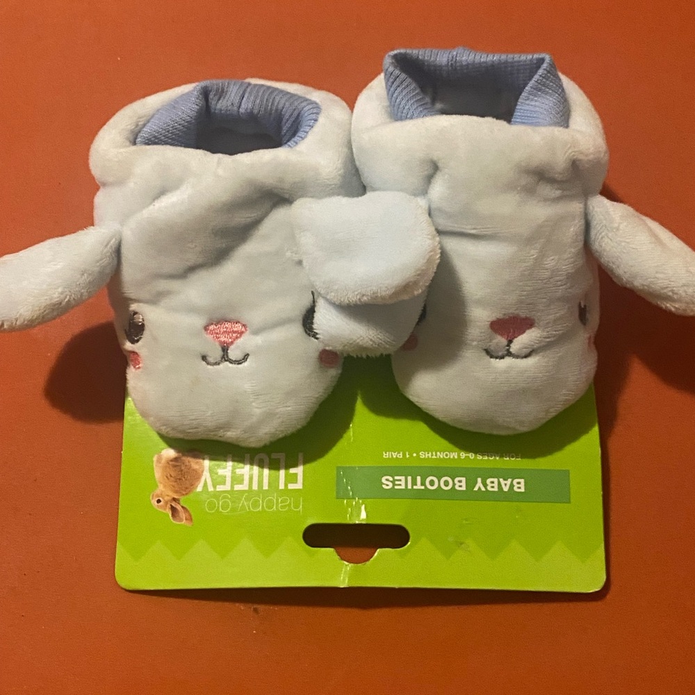 NWT Baby Bunny Booties